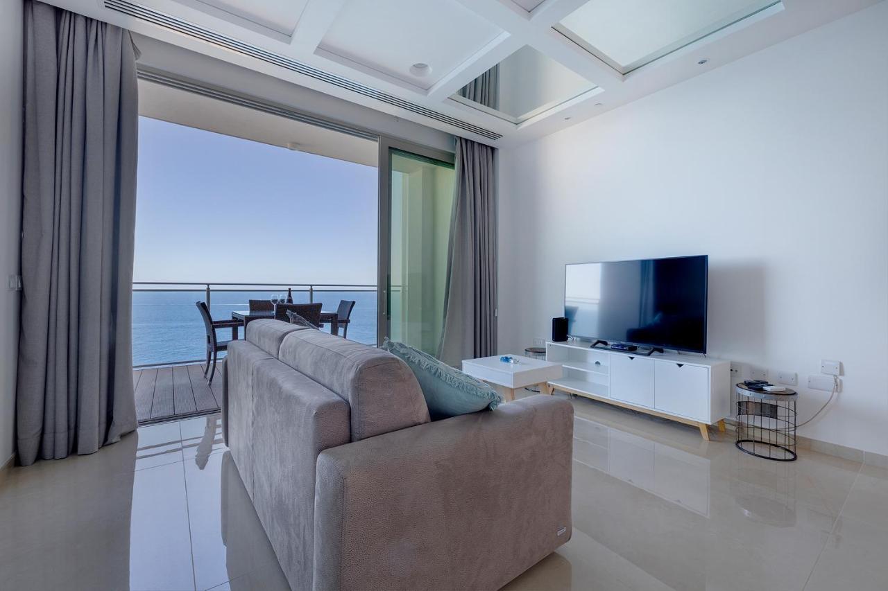 סליאמה Luxurious Apt With Ocean Views And Pool In Tigne Point מראה חיצוני תמונה